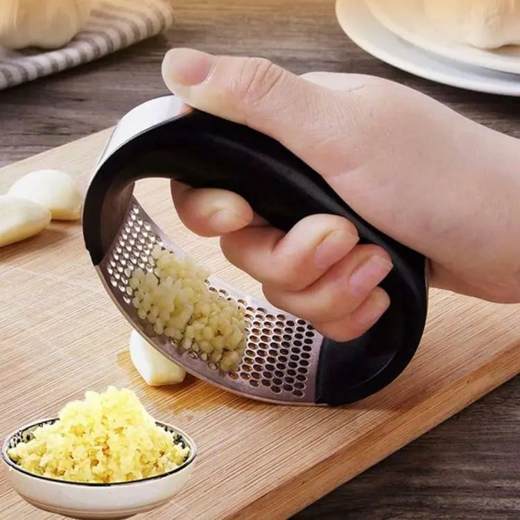 Stainless Steel Garlic Press Manual Mincer Chopping Tools Curve Fruit Vegetable Cooking Kitchen Gadgets
